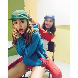 Mamamoo for GOOGIMS: Wheein and Solar